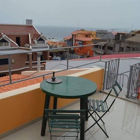Apartamento T1 Mobilado Com Wi-Fi Praia Kültér fotó